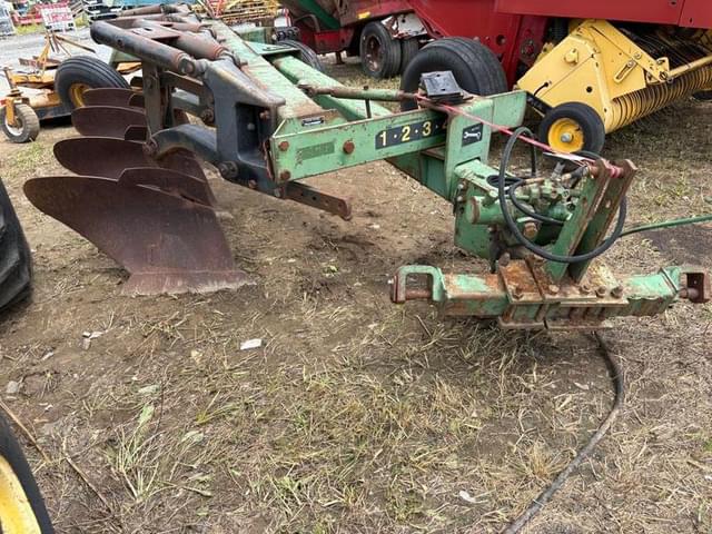 Image of John Deere 2600 equipment image 2
