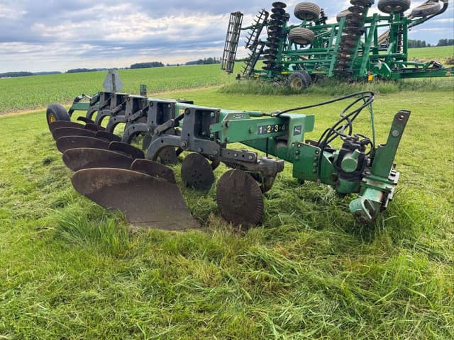 Image of John Deere 2600 equipment image 4