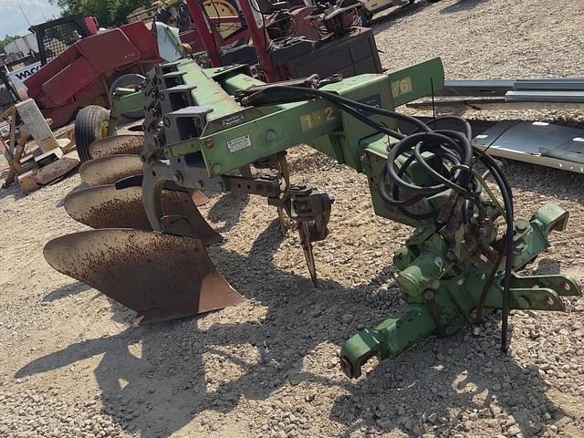 Image of John Deere 2600 equipment image 1