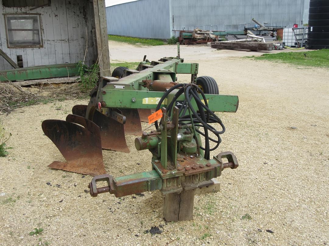 Image of John Deere 2600 Primary image
