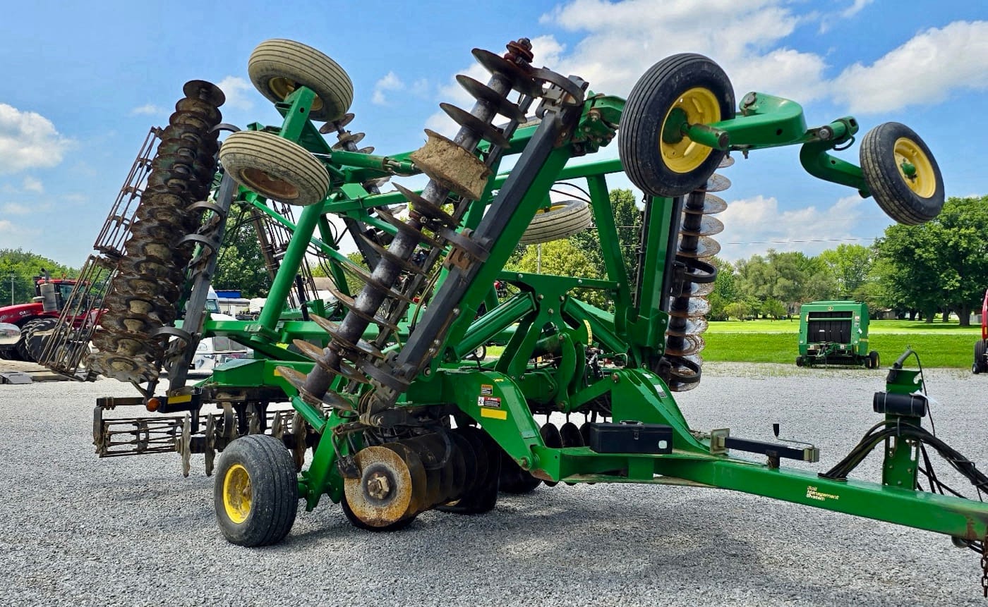2013 John Deere 2623VT Equipment Image0