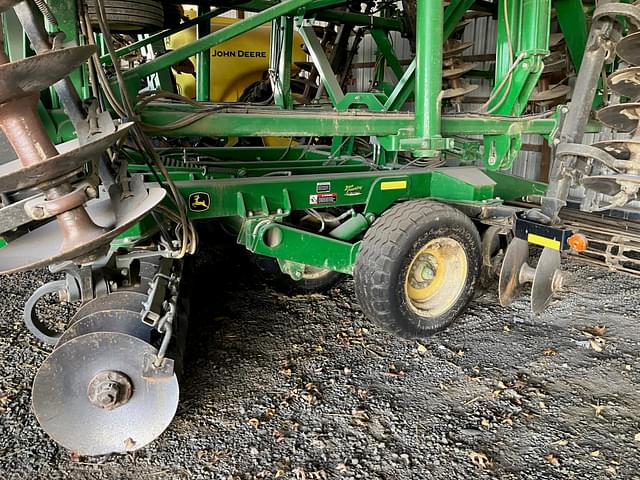 Image of John Deere 2623 equipment image 2