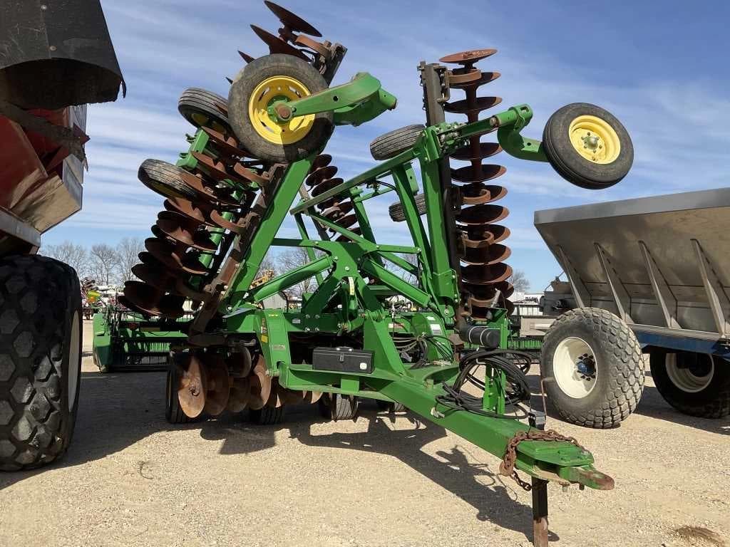 Image of John Deere 2623 Primary image