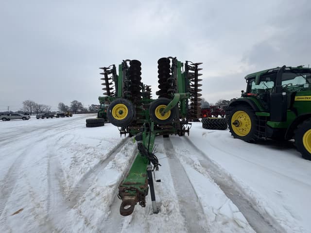 Image of John Deere 2623 equipment image 2