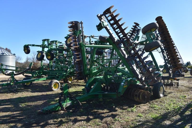 Main image John Deere 2623VT