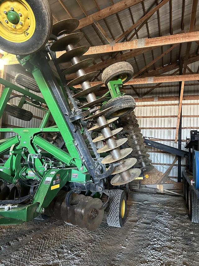 Image of John Deere 2623VT equipment image 3