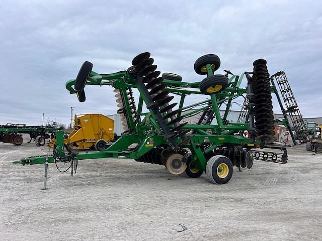 Image of John Deere 2623VT equipment image 2