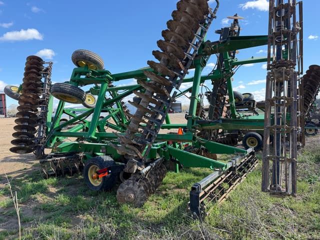 Image of John Deere 2623VT equipment image 2