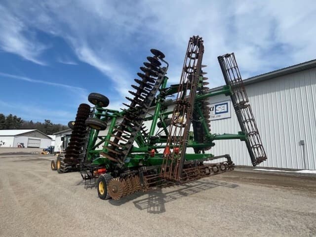 Image of John Deere 2623VT equipment image 2