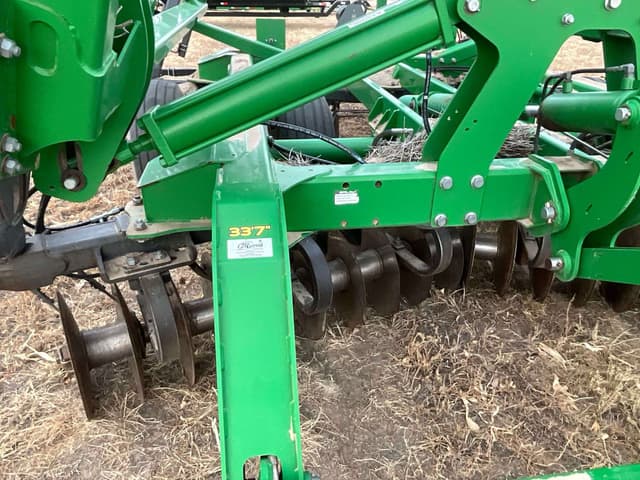 Image of John Deere 2623VT equipment image 4