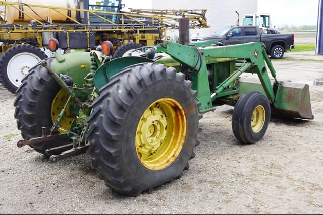 Image of John Deere 2630 equipment image 3