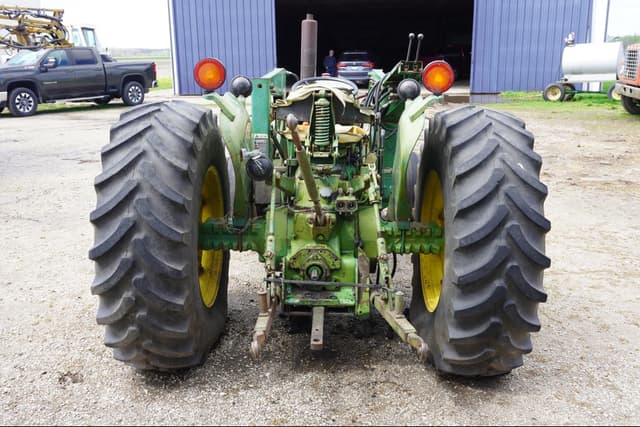 Image of John Deere 2630 equipment image 4