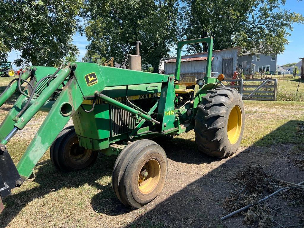 Image of John Deere 2640 Primary image