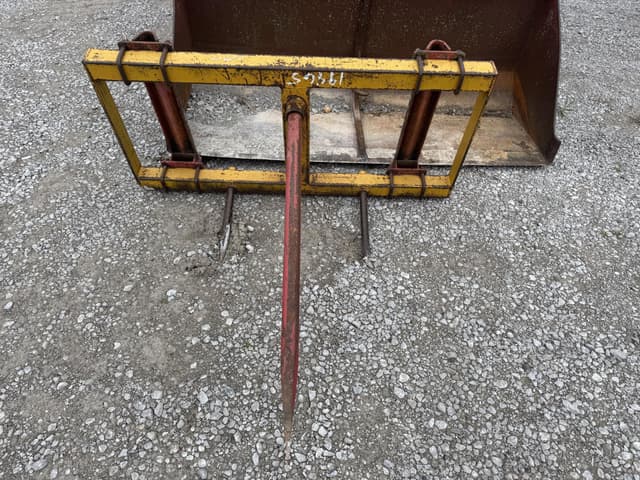 Image of John Deere 2640 equipment image 2