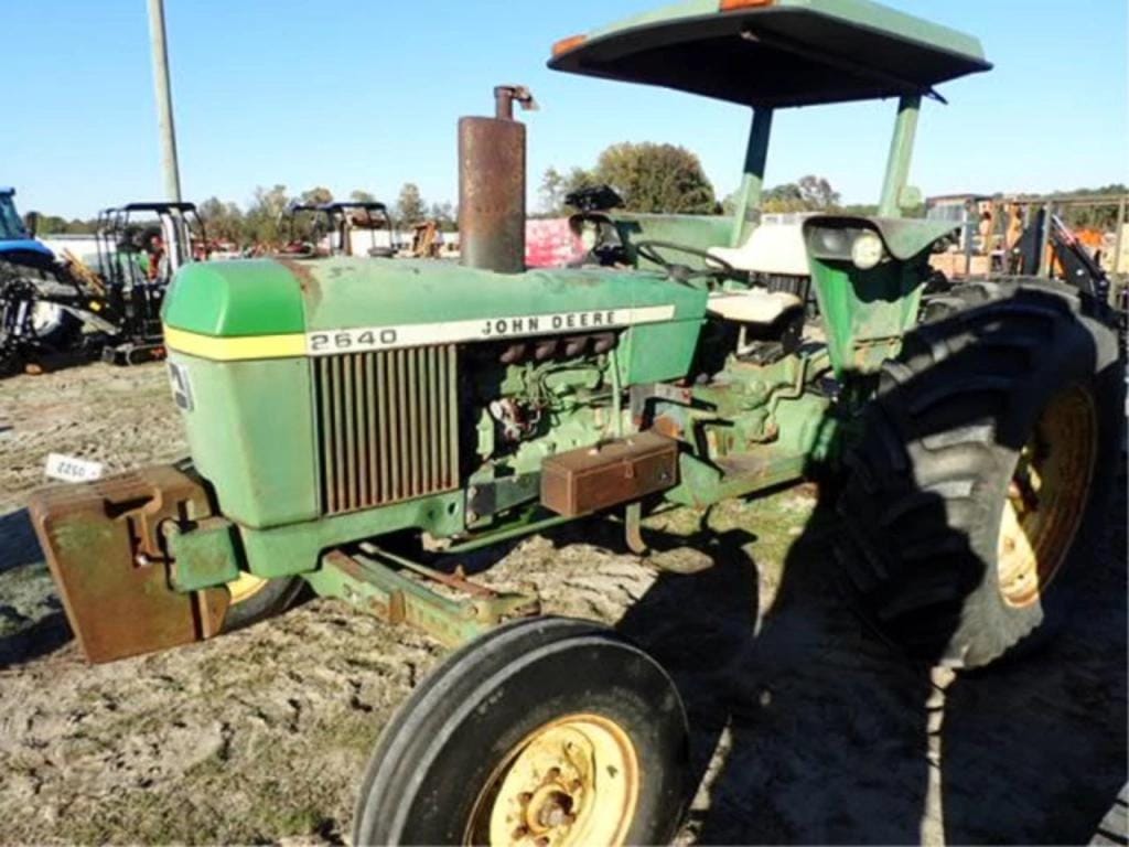 Main image John Deere 2640