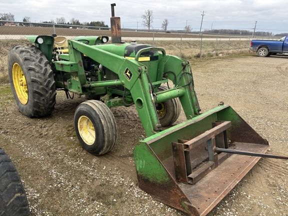 Main image John Deere 2640