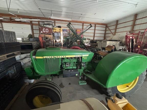 Image of John Deere 2640 equipment image 1