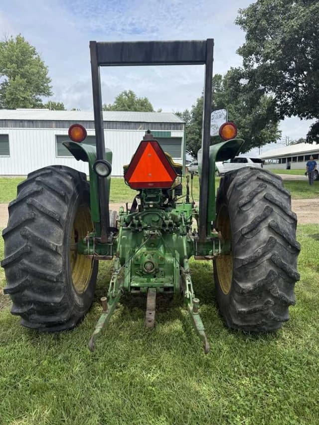 Image of John Deere 2640 equipment image 3