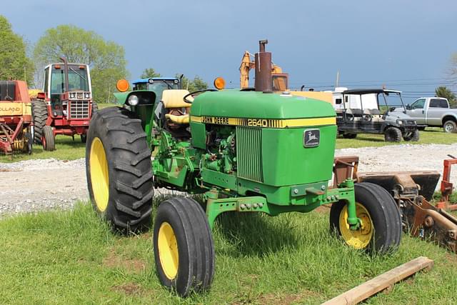 Image of John Deere 2640 equipment image 2
