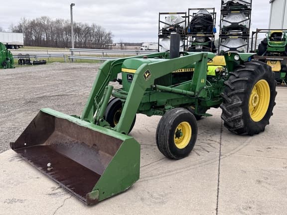 Image of John Deere 2640 equipment image 2