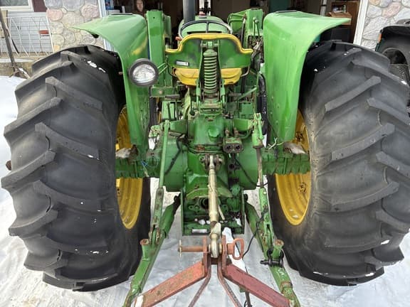 Image of John Deere 2640 equipment image 4