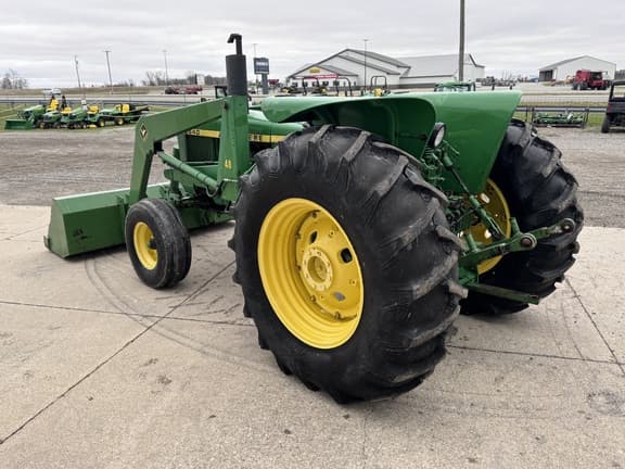 Image of John Deere 2640 equipment image 4