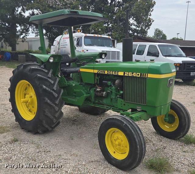 Image of John Deere 2640 equipment image 2