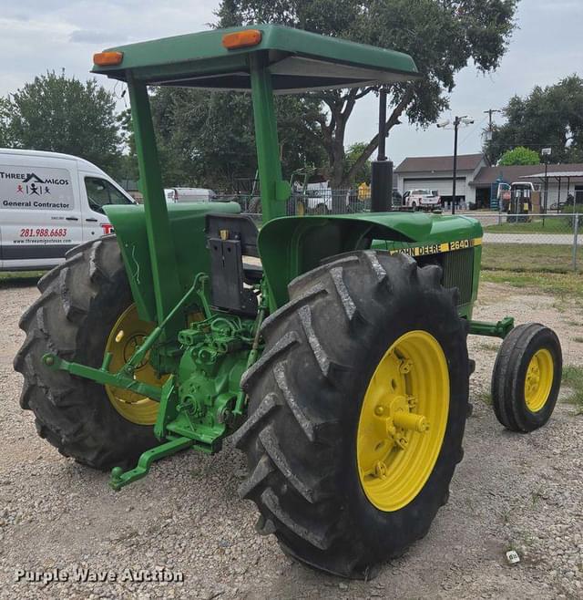 Image of John Deere 2640 equipment image 4