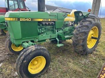 Main image John Deere 2640