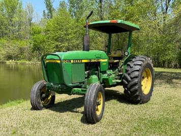 Main image John Deere 2640
