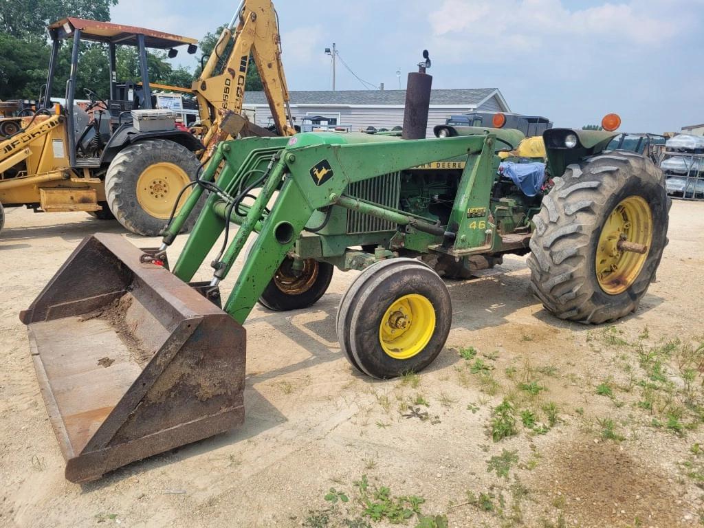 Image of John Deere 2640 Primary image