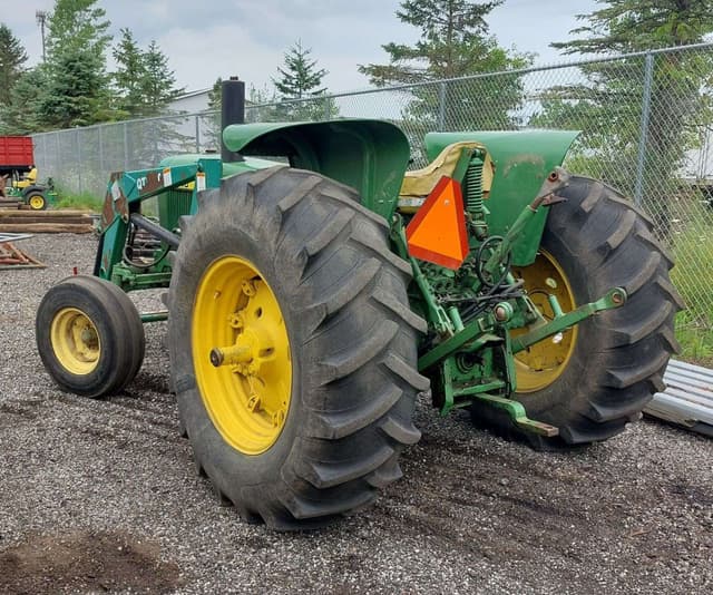 Image of John Deere 2640 equipment image 3