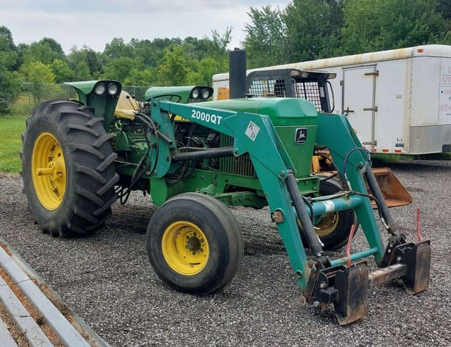 Image of John Deere 2640 equipment image 1