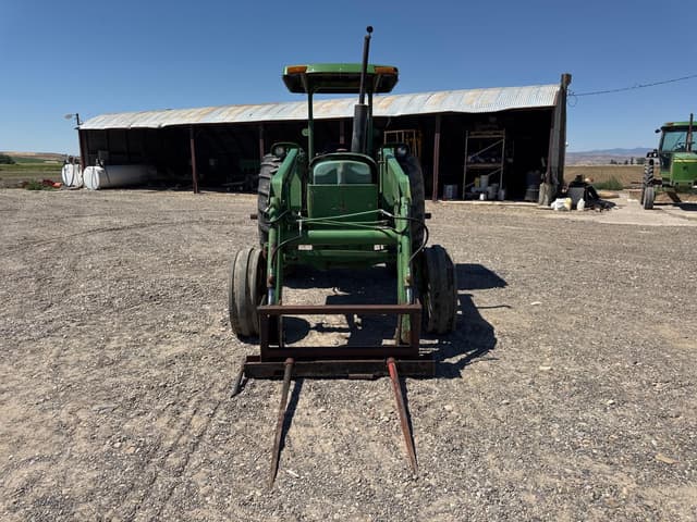 Image of John Deere 2640 equipment image 4