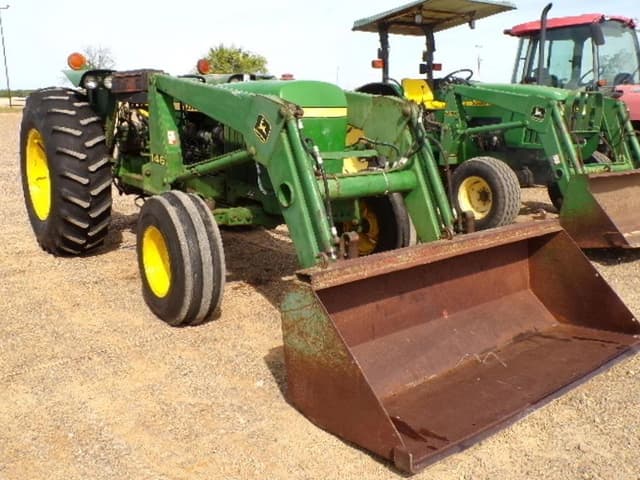 Image of John Deere 2640 equipment image 3