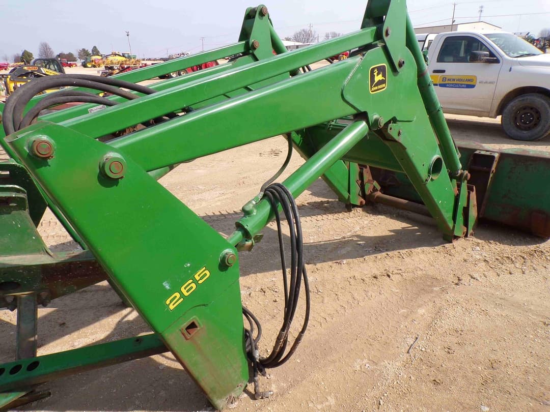 Image of John Deere 265 Primary image