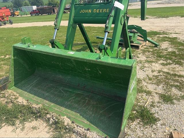 Image of John Deere 265 equipment image 1
