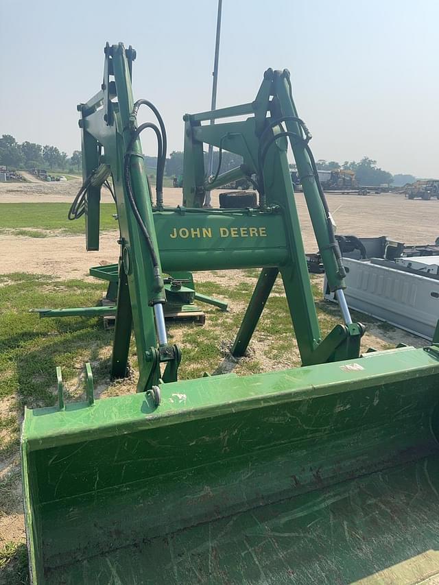 Image of John Deere 265 equipment image 2
