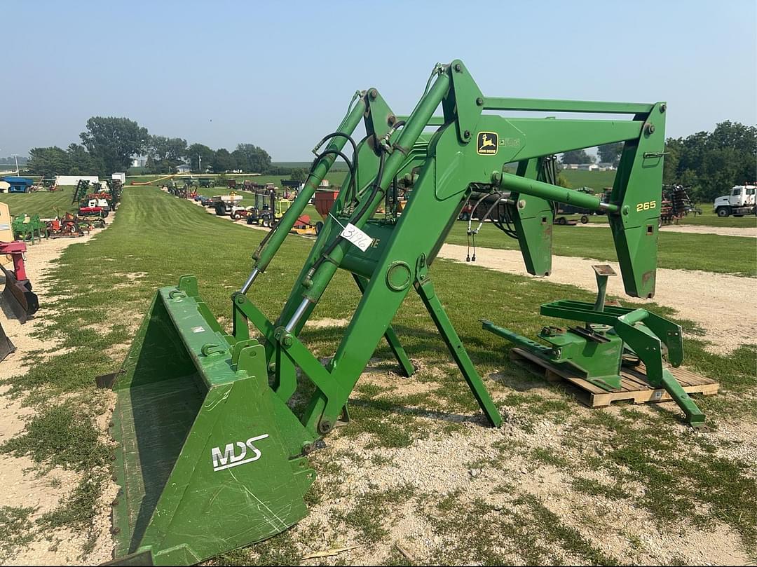 Image of John Deere 265 Primary image