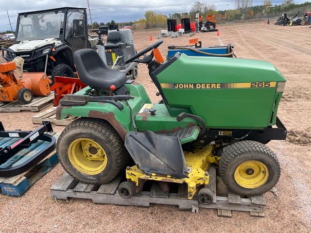 Image of John Deere 265 equipment image 4