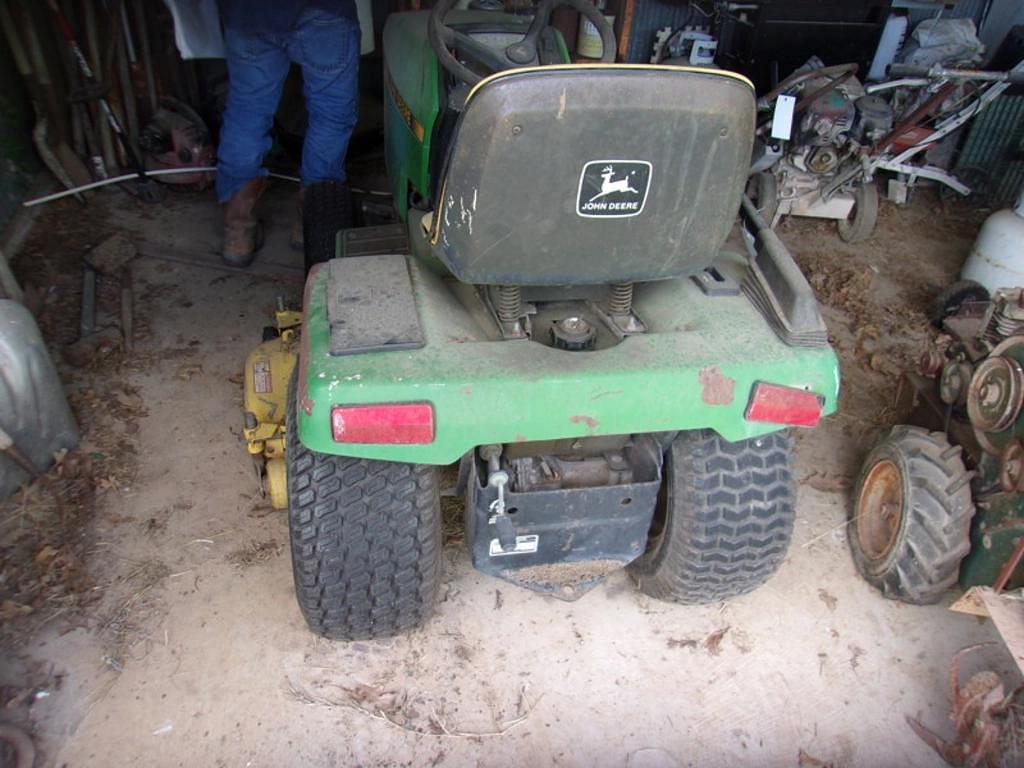 Image of John Deere 265 Primary image