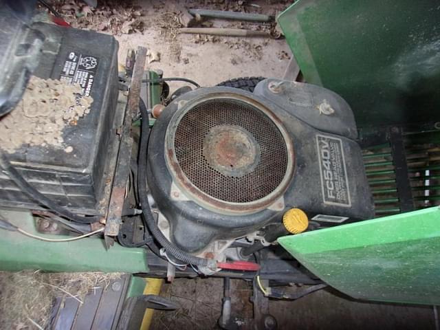Image of John Deere 265 equipment image 4