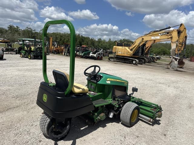 Image of John Deere 2653B equipment image 2