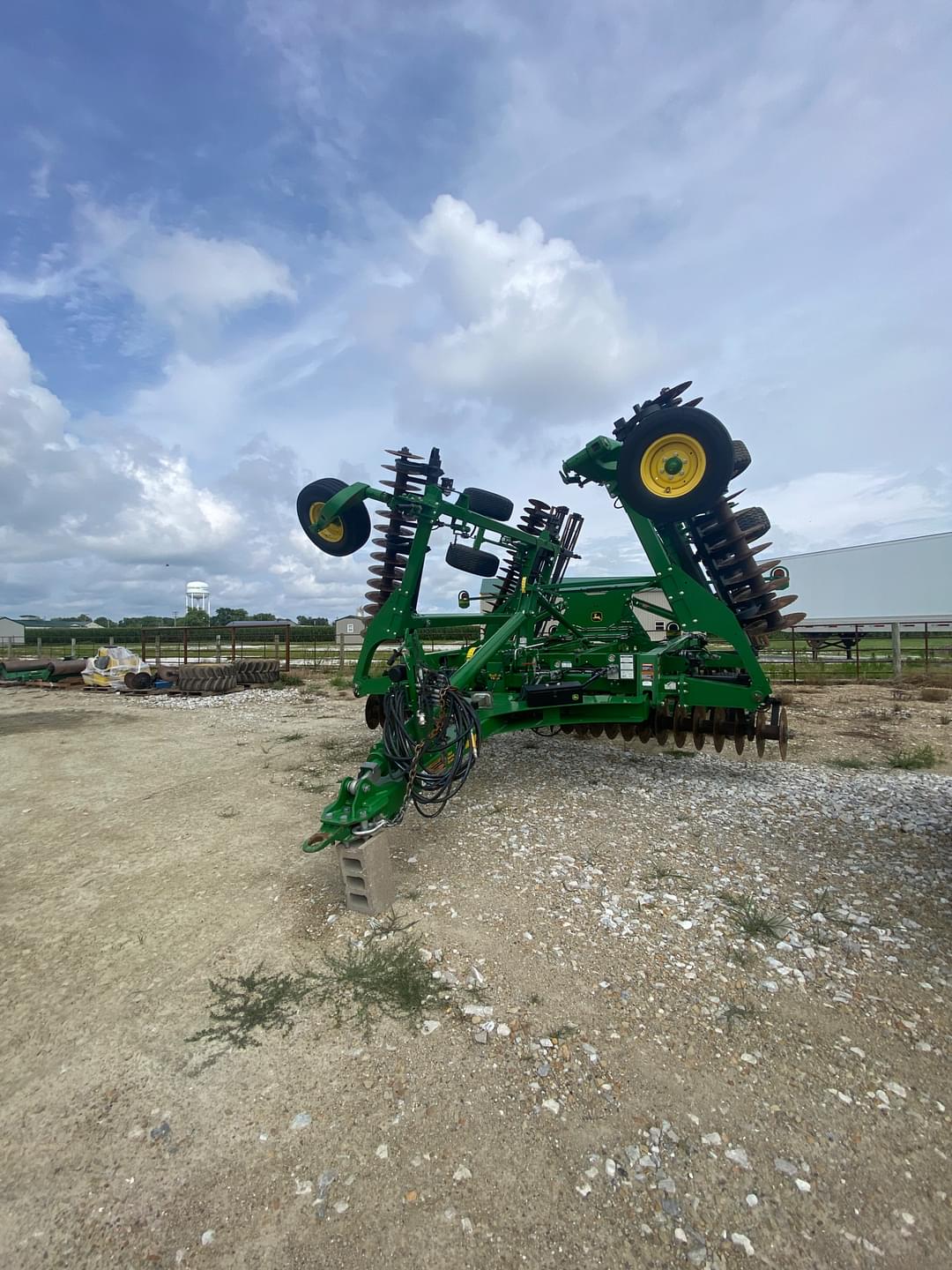 Image of John Deere 2660VT Primary image