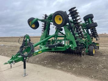 Main image John Deere 2660VT