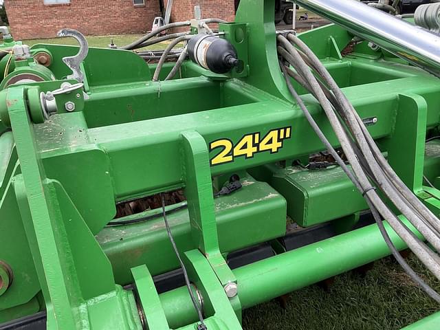 Image of John Deere 2680H equipment image 4