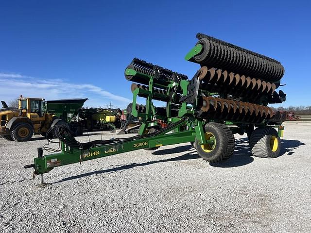 Image of John Deere 2680H equipment image 1