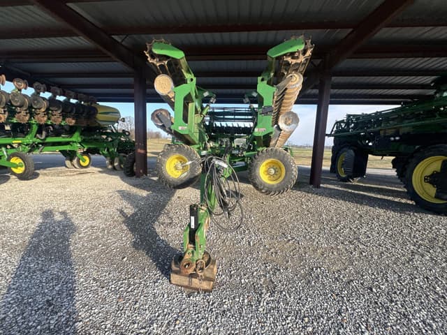 Image of John Deere 2680H equipment image 3