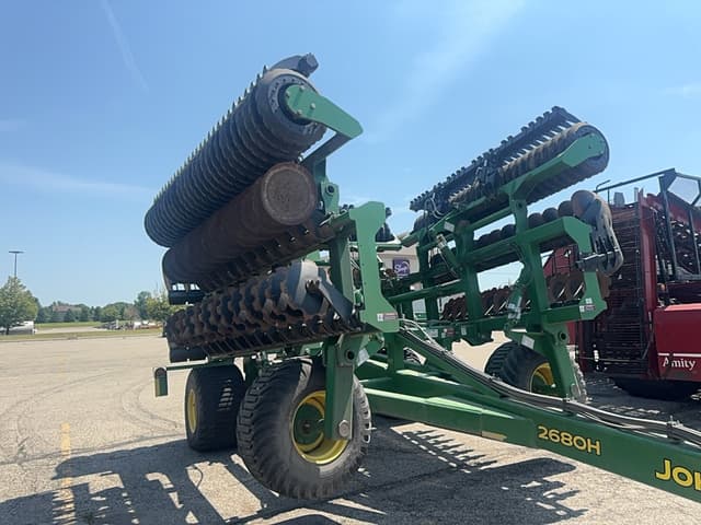 Image of John Deere 2680H equipment image 2