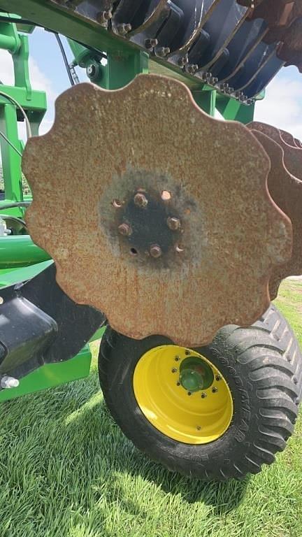 Image of John Deere 2680H equipment image 4